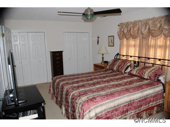 4 Hampton Lane Weaverville NC 28787