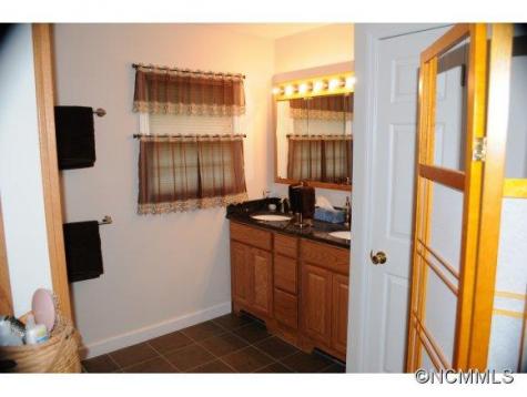 4 Hampton Lane Weaverville NC 28787