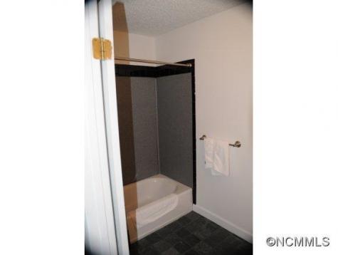 4 Hampton Lane Weaverville NC 28787