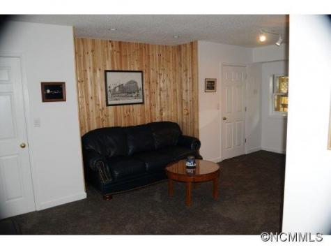 4 Hampton Lane Weaverville NC 28787