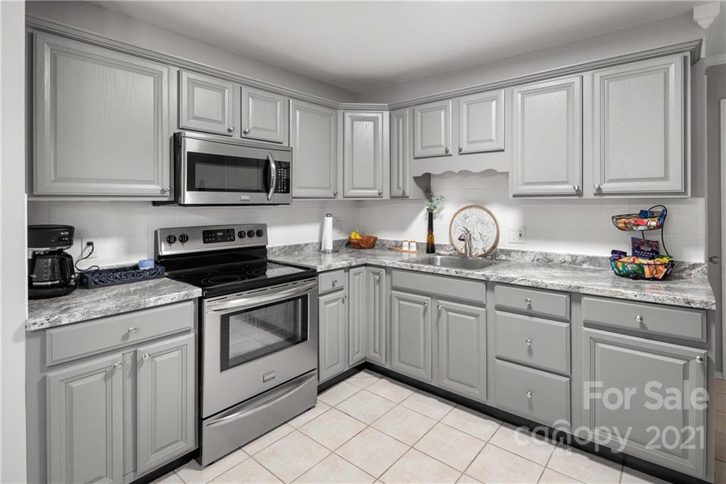 64 Greeley Street Asheville NC 28806