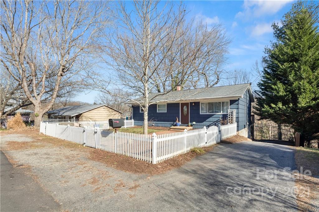 64 Greeley Street Asheville NC 28806