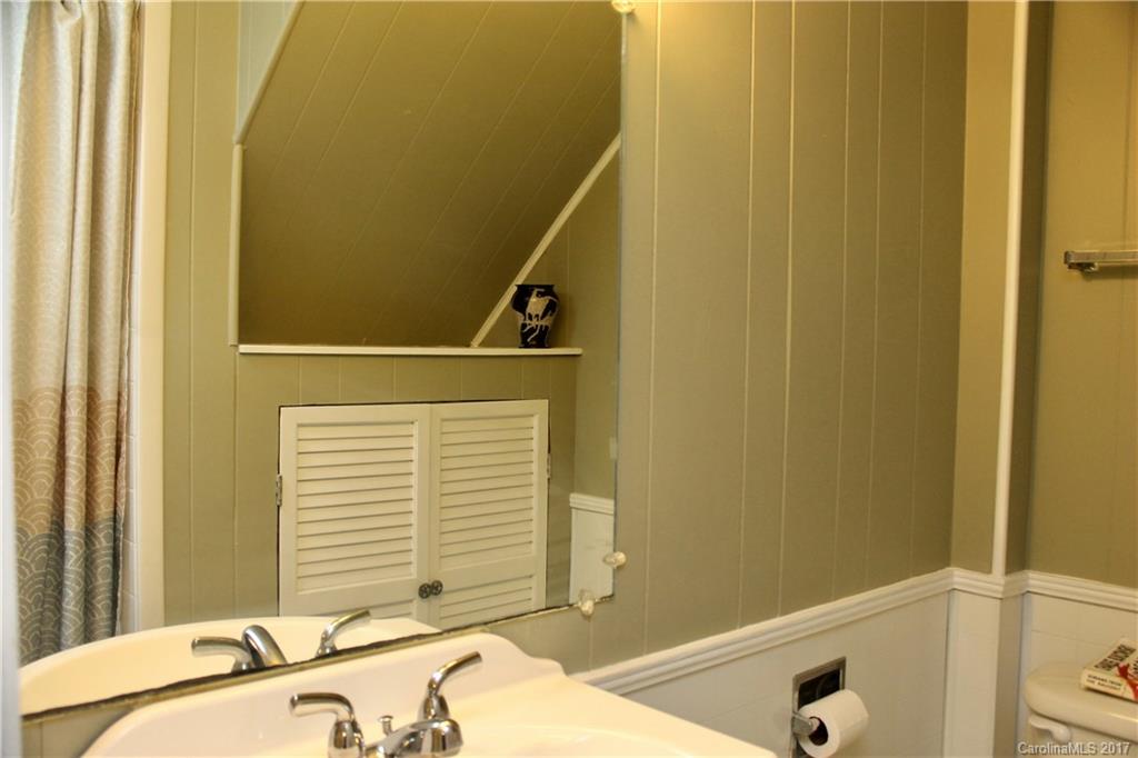 135 Jupiter Road Weaverville NC 28787