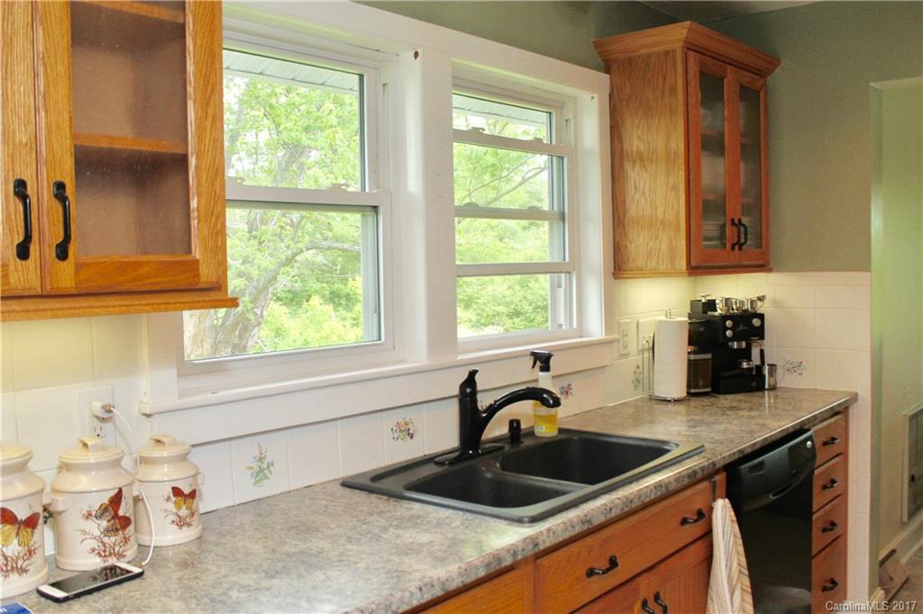 135 Jupiter Road Weaverville NC 28787
