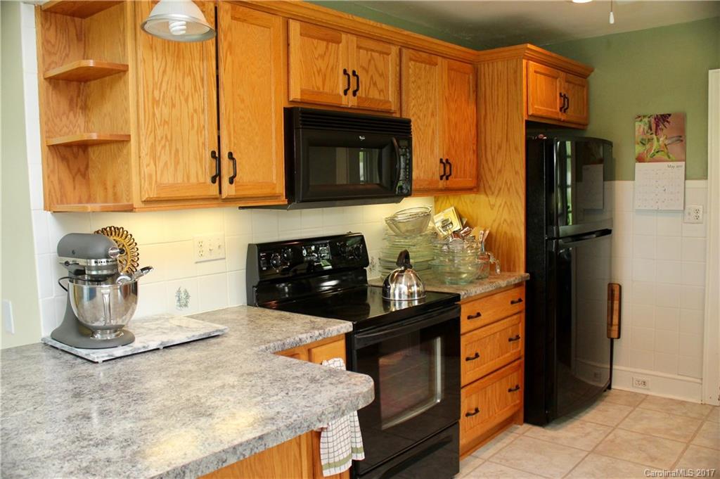 135 Jupiter Road Weaverville NC 28787
