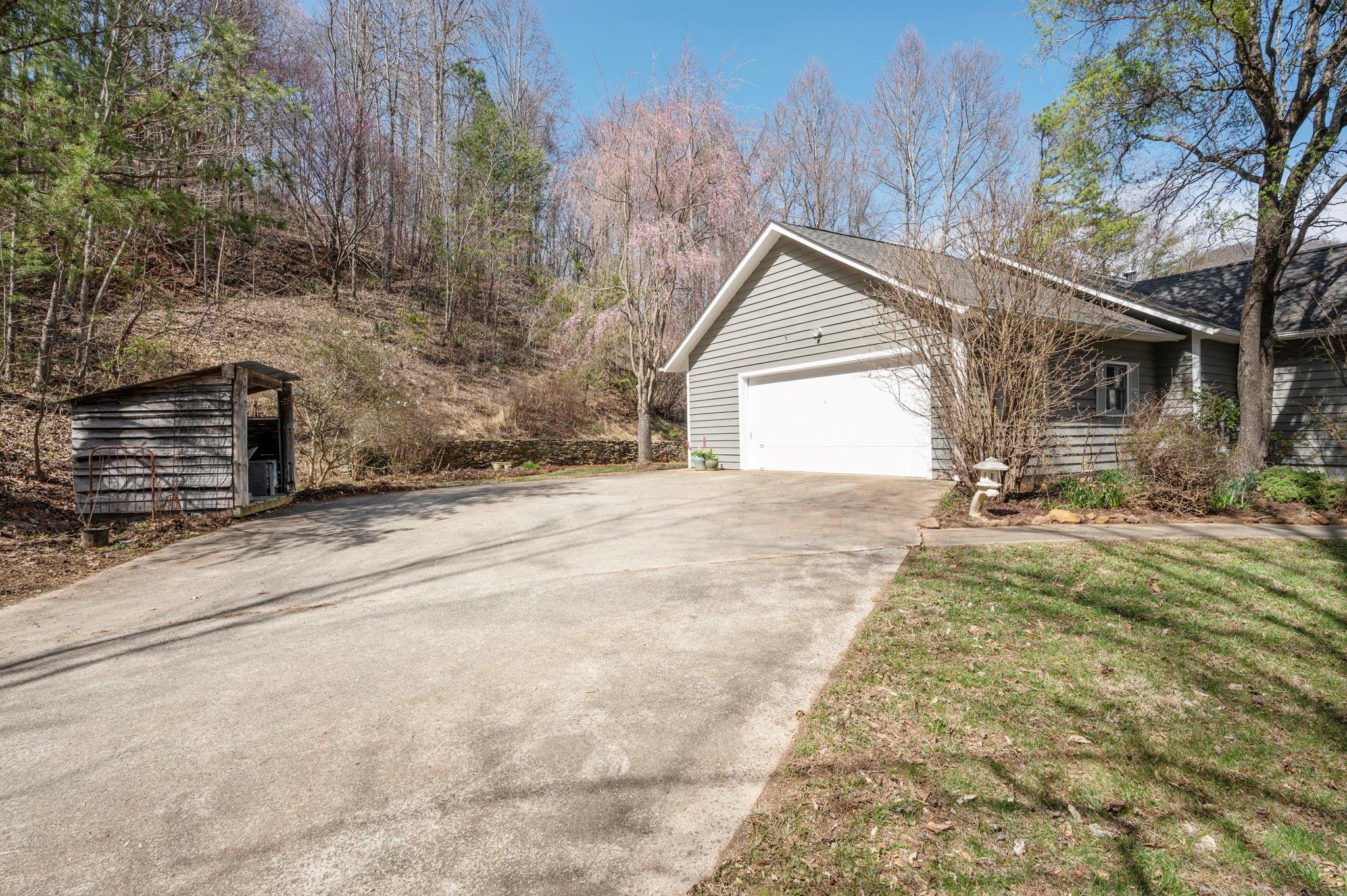 31 Lost Whippoorwill Lane Swannanoa NC 28778