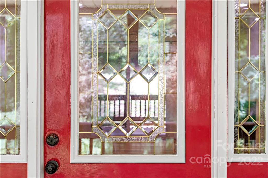 15 Cougar Mountain Road Fairview NC 28730