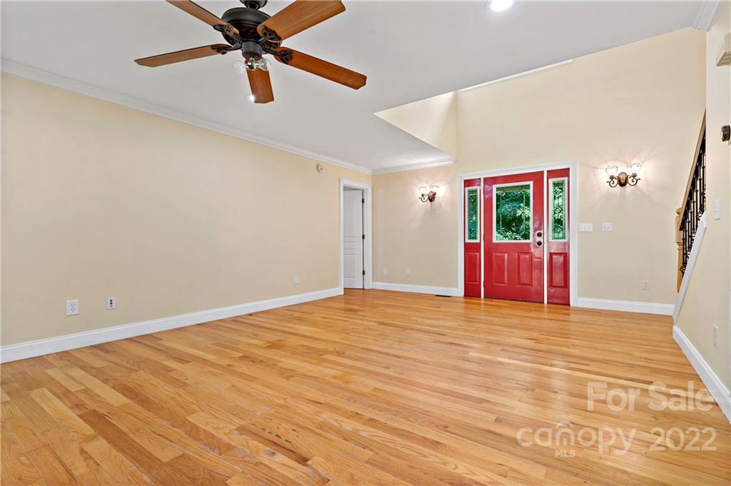 15 Cougar Mountain Road Fairview NC 28730