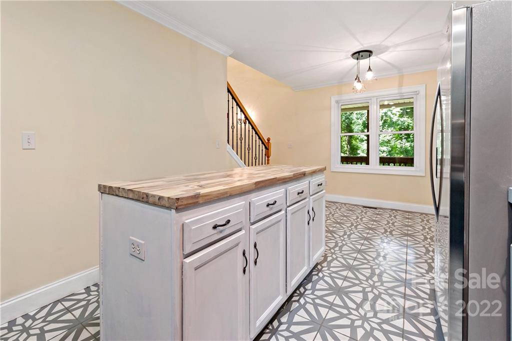 15 Cougar Mountain Road Fairview NC 28730