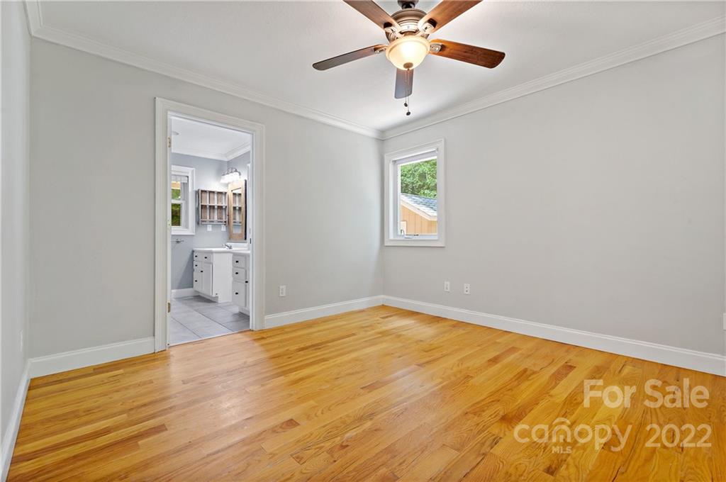 15 Cougar Mountain Road Fairview NC 28730