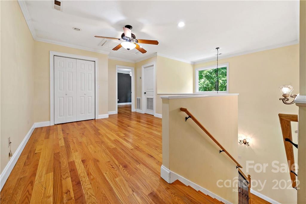 15 Cougar Mountain Road Fairview NC 28730