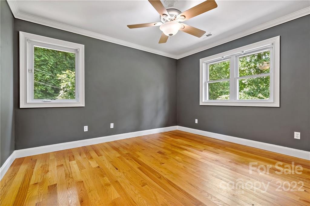 15 Cougar Mountain Road Fairview NC 28730