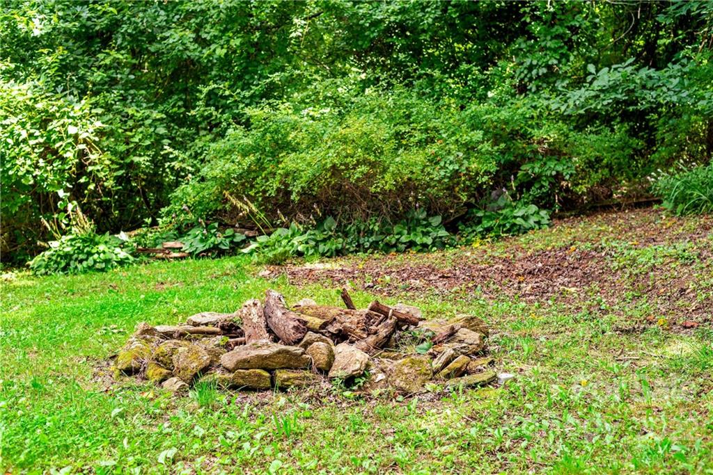 15 Cougar Mountain Road Fairview NC 28730