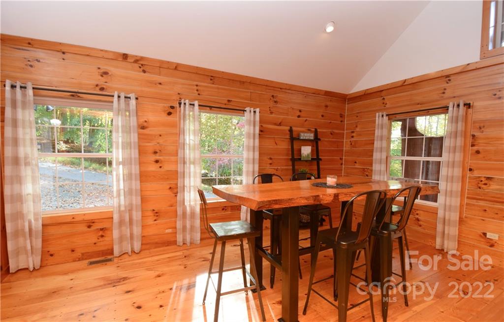 225 Ayers Mountain Road Green Mountain NC 28740