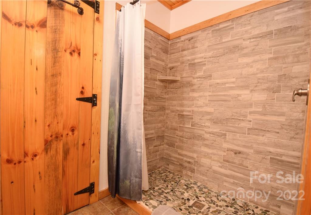 225 Ayers Mountain Road Green Mountain NC 28740
