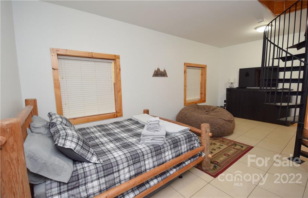 225 Ayers Mountain Road Green Mountain NC 28740