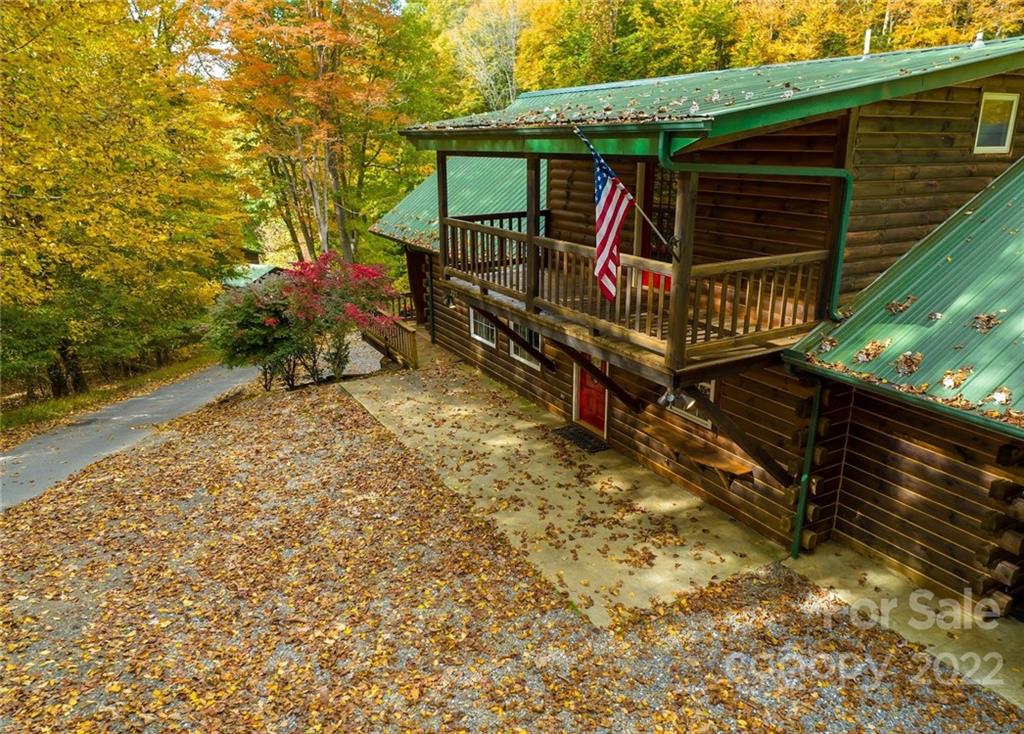 225 Ayers Mountain Road Green Mountain NC 28740