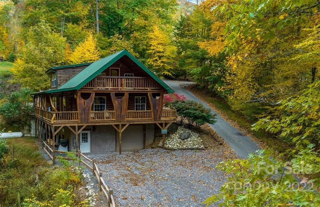 225 Ayers Mountain Road Green Mountain NC 28740