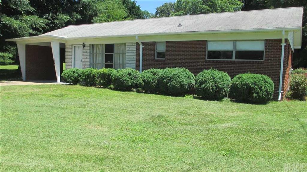 1715 Emmanuel Church Road Conover NC 28613