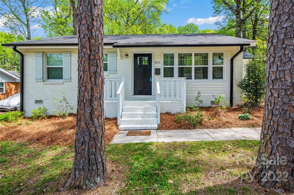 4219 Abbeydale Drive Charlotte NC 28205