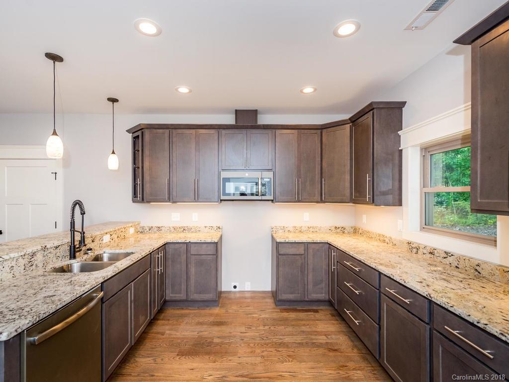 16 Feather Ridge Road Asheville NC 28805