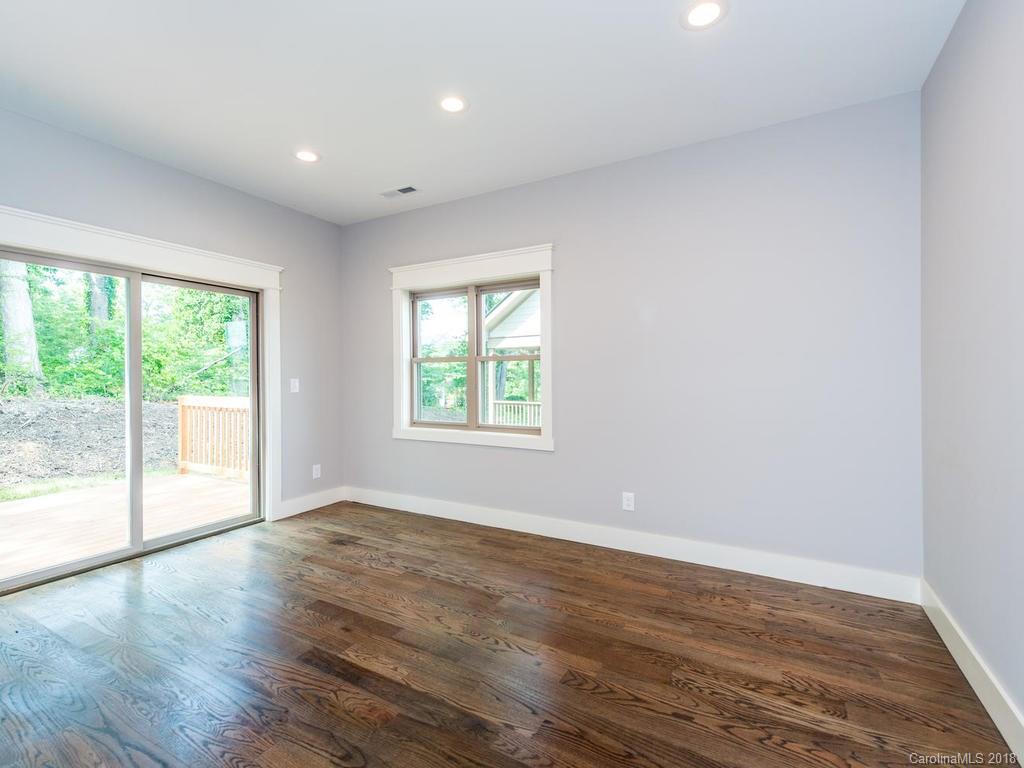 16 Feather Ridge Road Asheville NC 28805