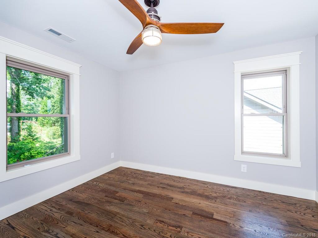 16 Feather Ridge Road Asheville NC 28805