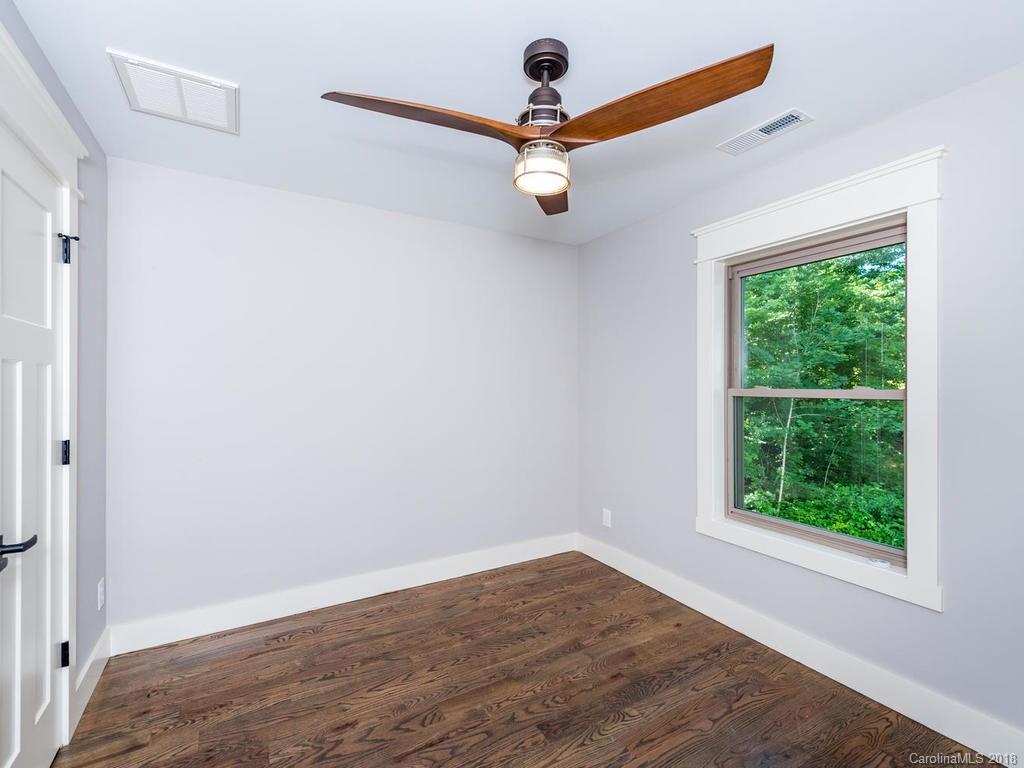 16 Feather Ridge Road Asheville NC 28805