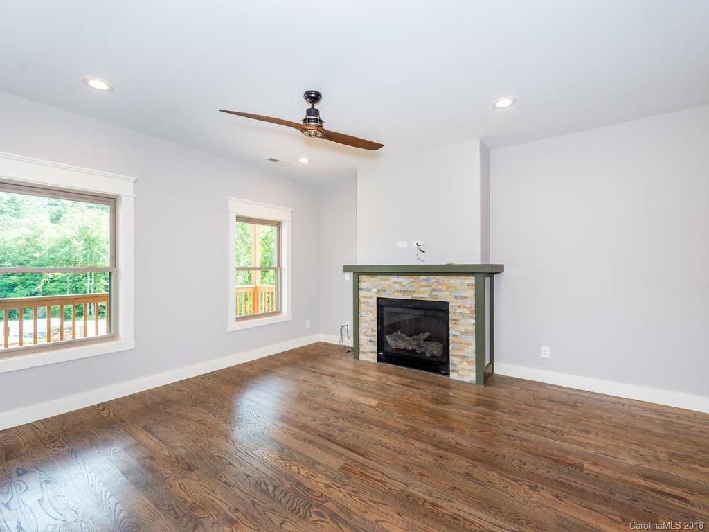 16 Feather Ridge Road Asheville NC 28805