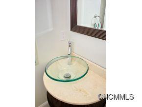 15 Falcon Crest Fairview NC 28730