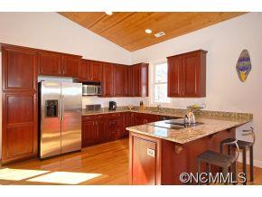 15 Falcon Crest Fairview NC 28730