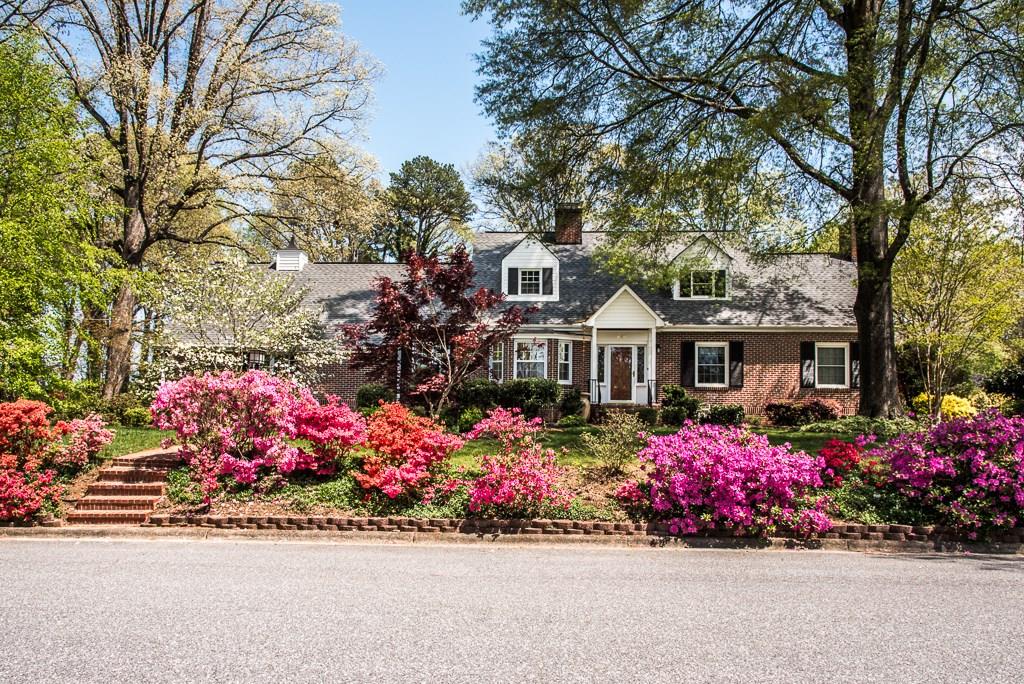 646 4th Street Ne Hickory NC 28601