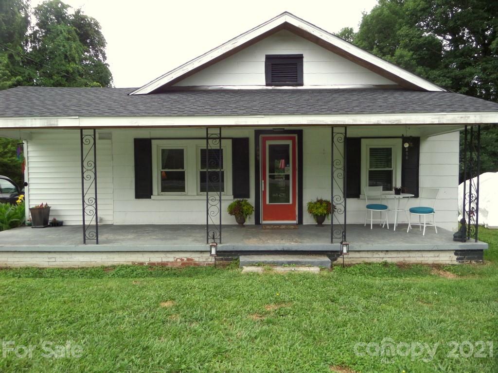 499 Oak Grove Road Flat Rock NC 28731