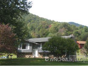 35 Camelfield Road Weaverville NC 28787