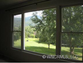 35 Camelfield Road Weaverville NC 28787