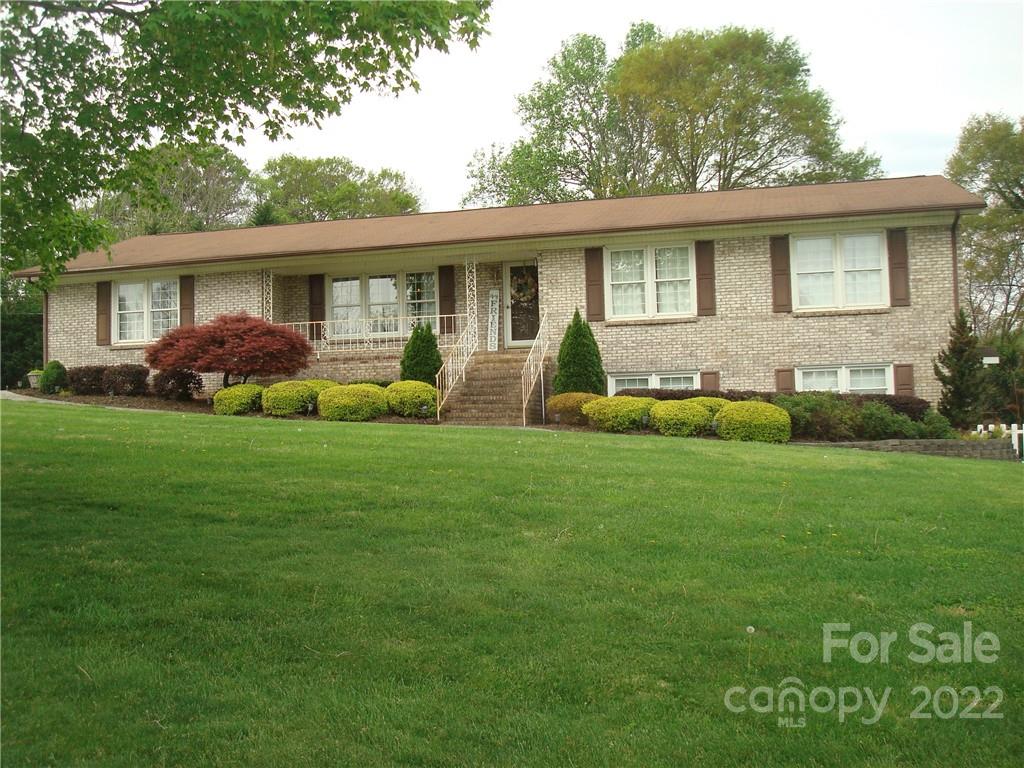 1701 Essen Lane Gastonia NC 28054