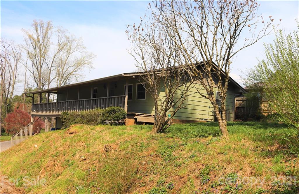 6 Overlook Circle Asheville NC 28803