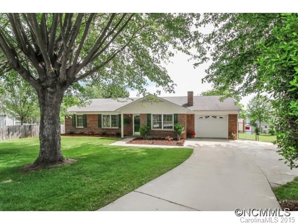 103 Scottlynn Court Asheville NC 28806
