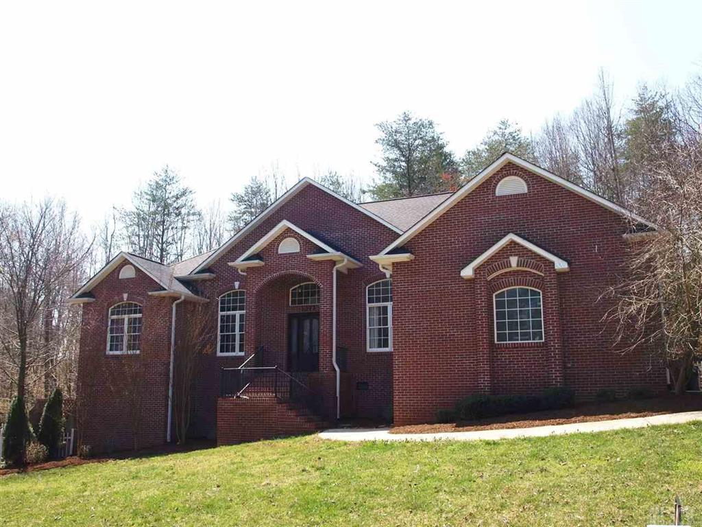 1371 Shadowfax Wynd Hickory NC 28602