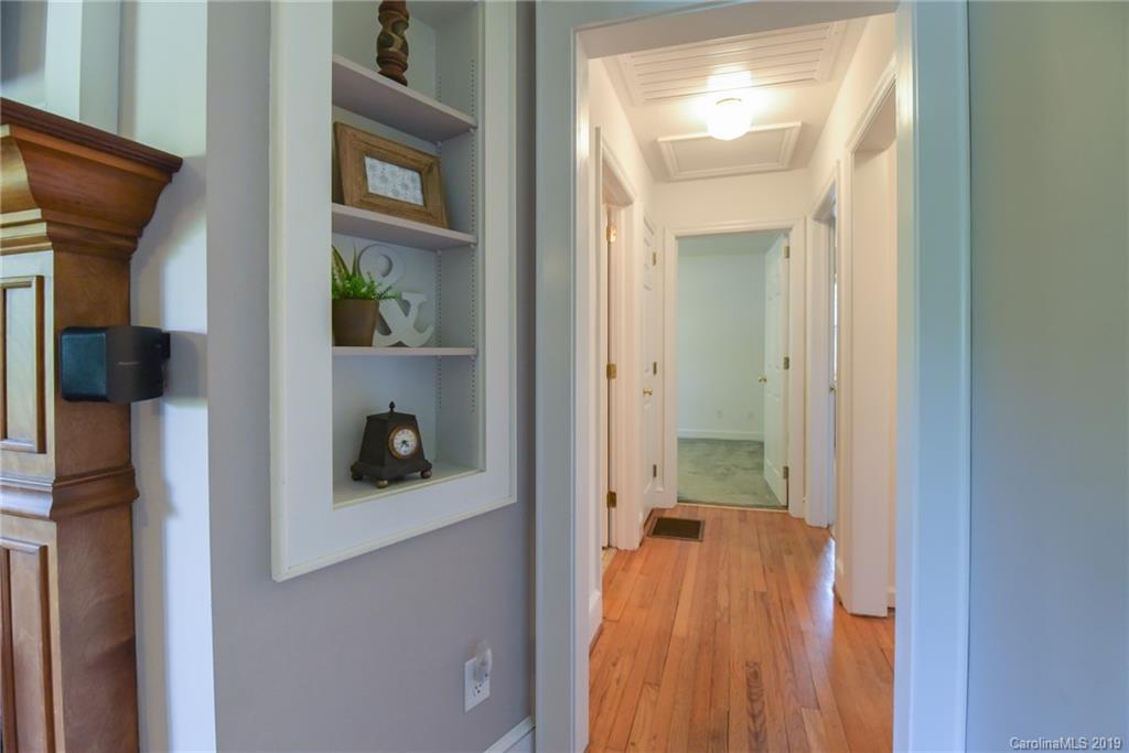 22 Sandhurst Drive Asheville NC 28806
