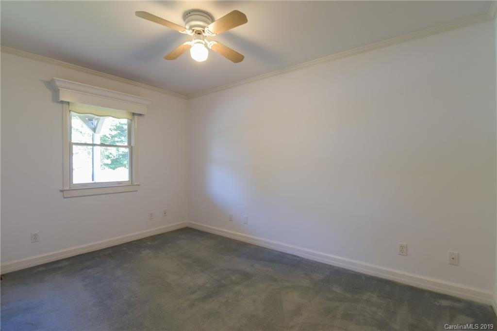 22 Sandhurst Drive Asheville NC 28806