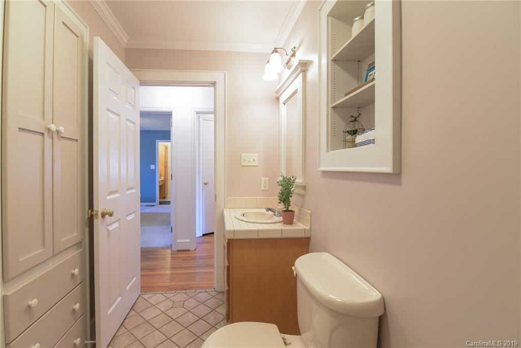 22 Sandhurst Drive Asheville NC 28806