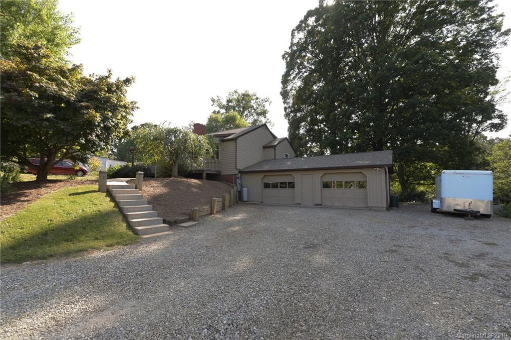 22 Sandhurst Drive Asheville NC 28806