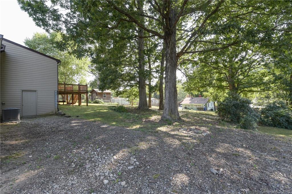 22 Sandhurst Drive Asheville NC 28806
