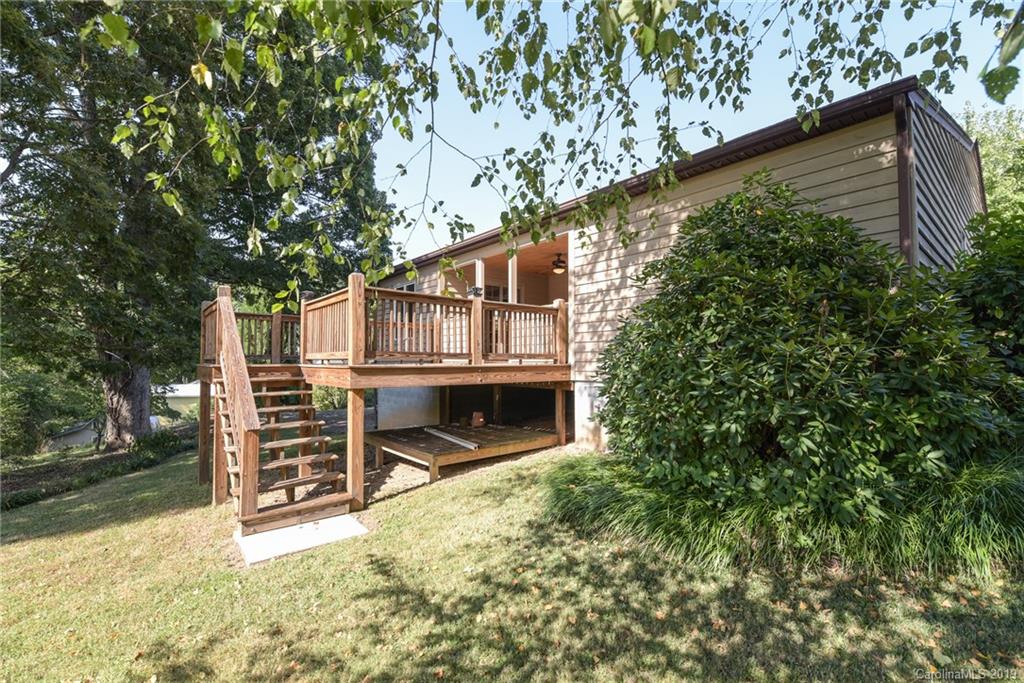 22 Sandhurst Drive Asheville NC 28806