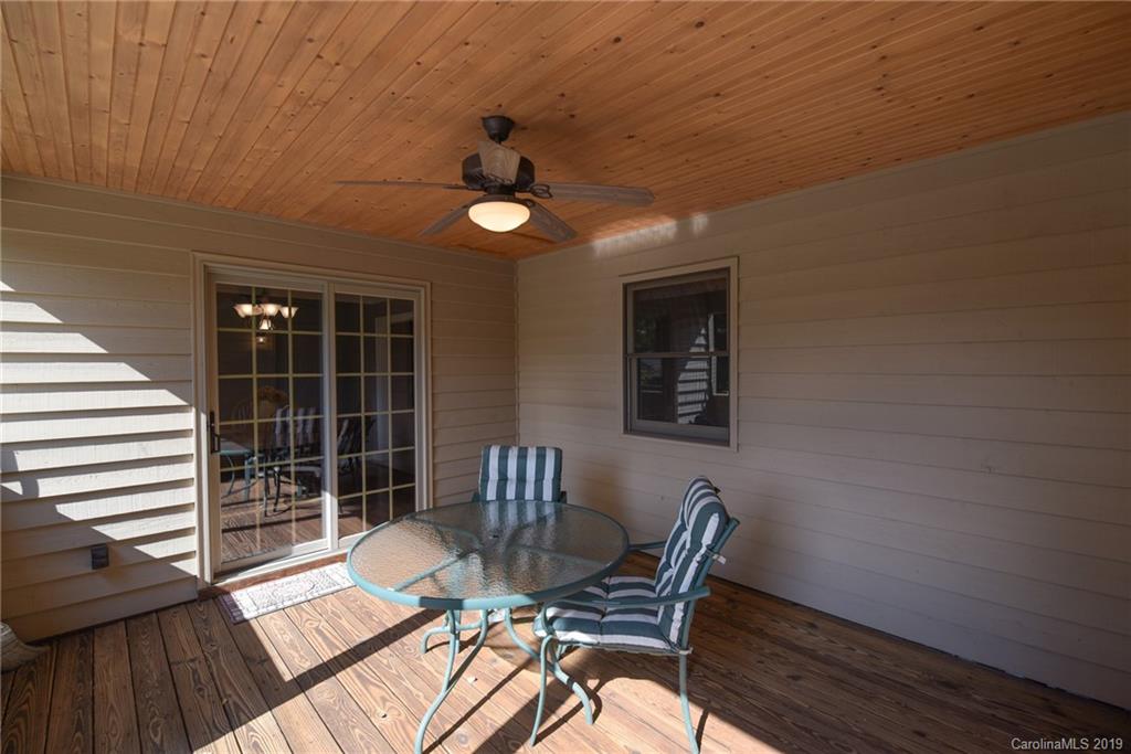 22 Sandhurst Drive Asheville NC 28806