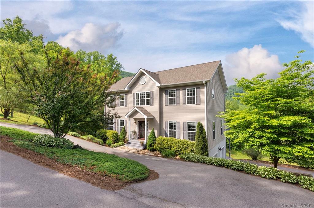 8 Lauren Lane Candler NC 28715