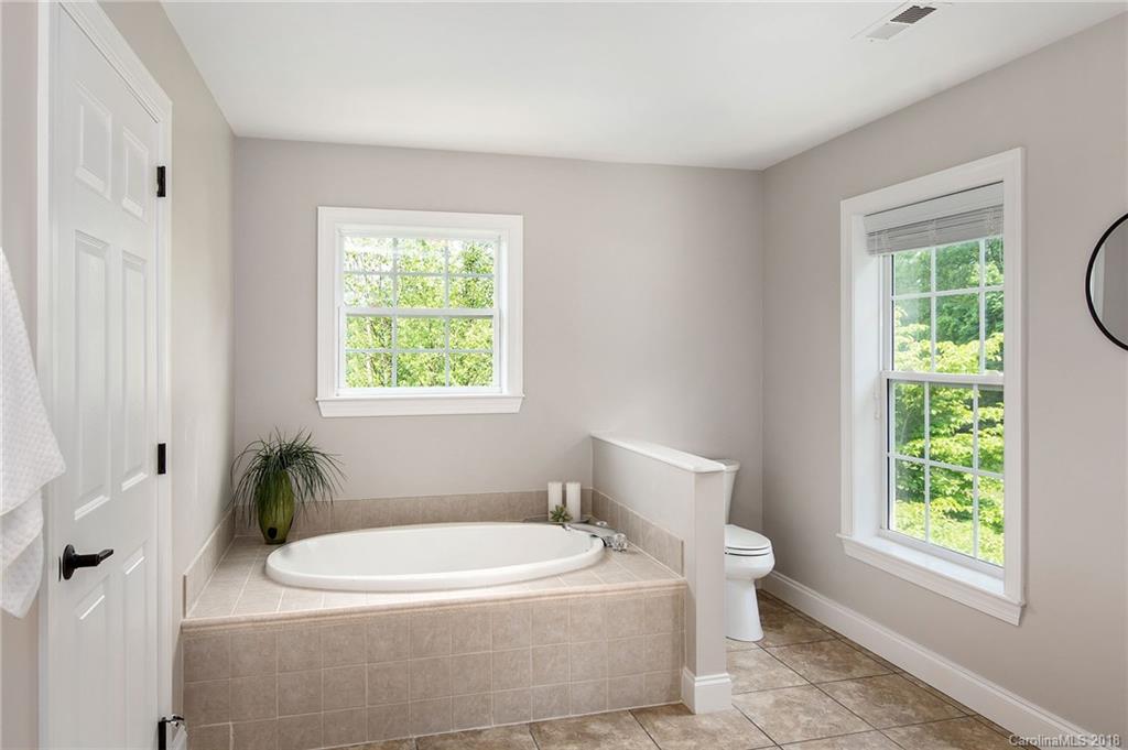 8 Lauren Lane Candler NC 28715