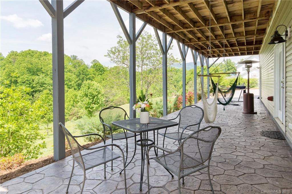 8 Lauren Lane Candler NC 28715
