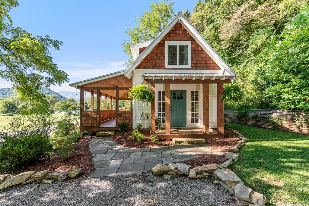 1444 Pisgah Highway Candler NC 28715